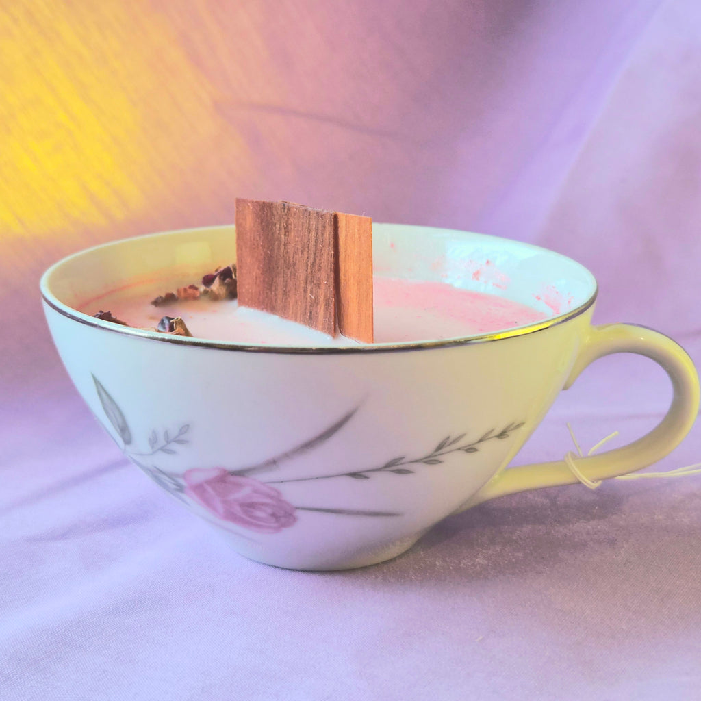Vanilla Rose Vintage Teacup Candle