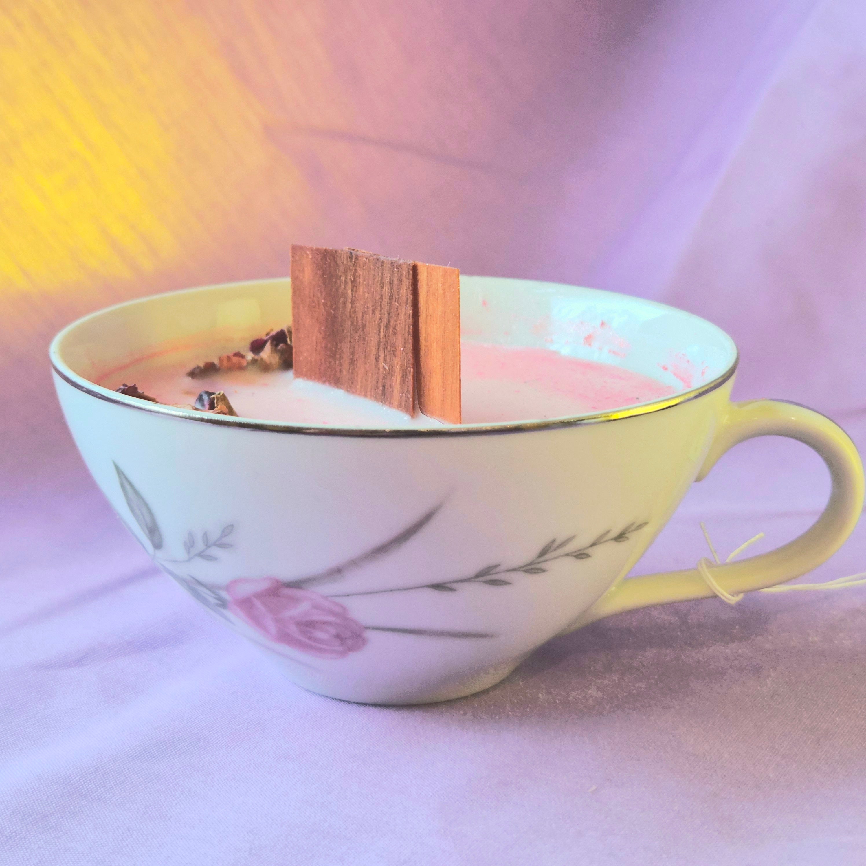 Vanilla Rose Vintage Teacup Candle