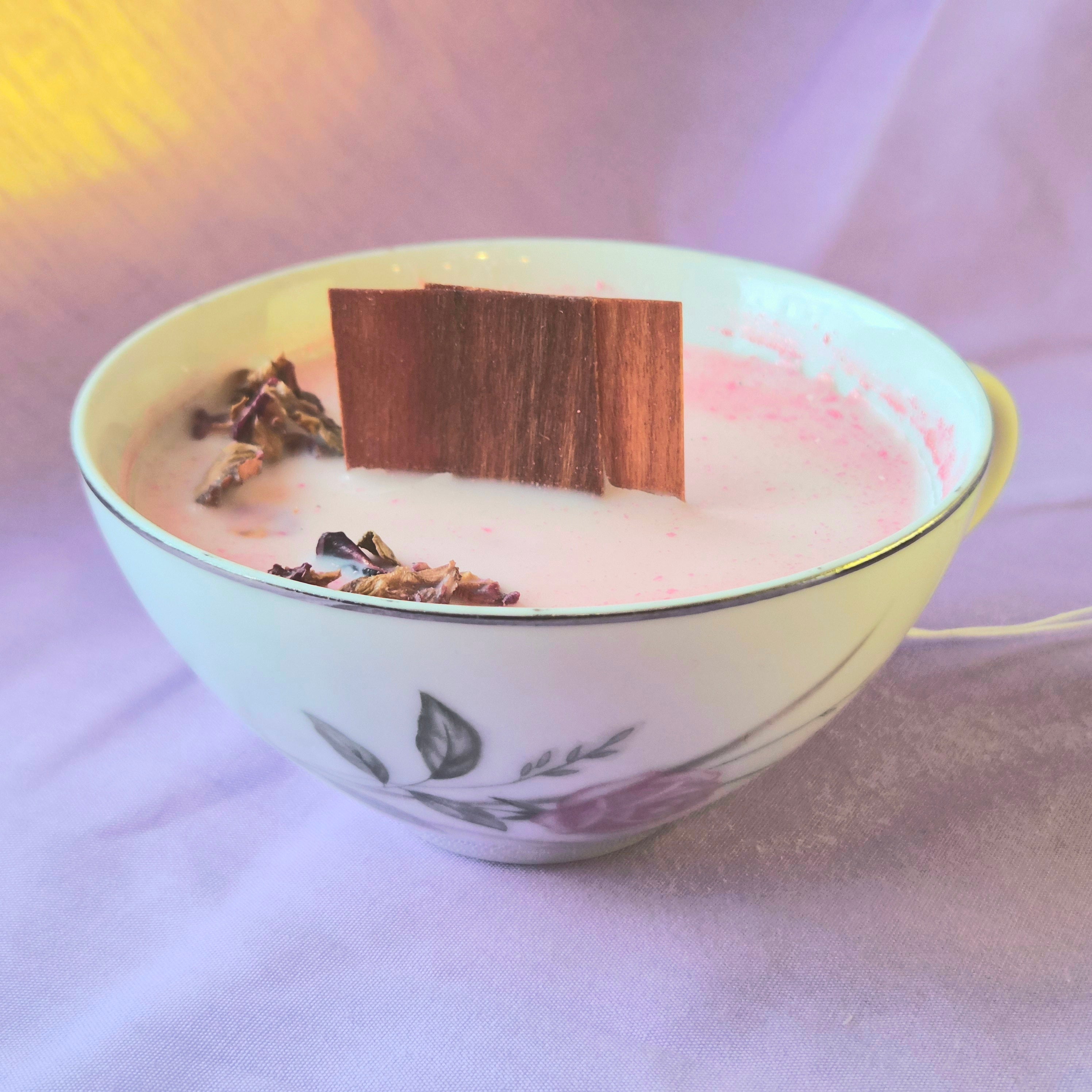 Vanilla Rose Vintage Teacup Candle